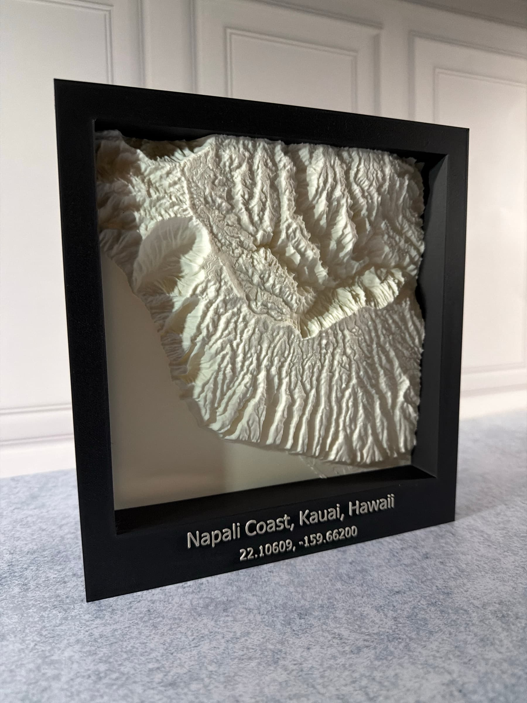 Classic Terrain — Napali Coast in sculptural white